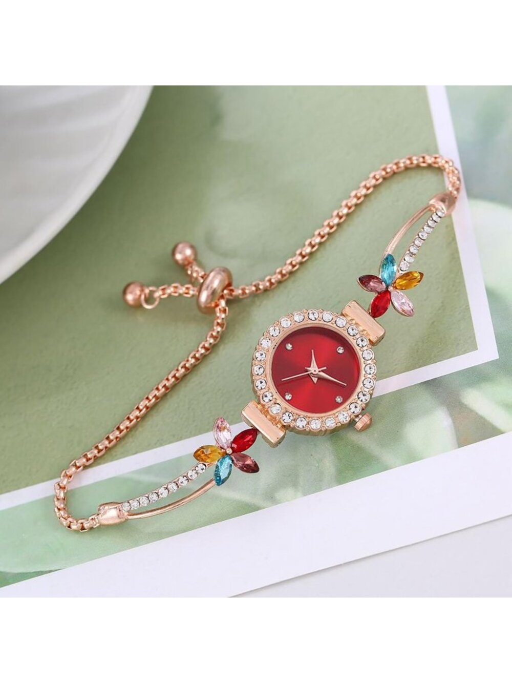 Women's Green Simple Floral Bracelet Watch Diamond Quartz Light Luxury Watch - Picture 4 of 6